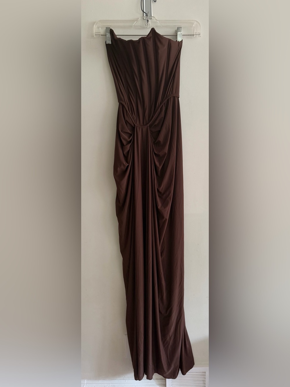 Pearl Gown in Dark Brown
Deme by Gabriella - Picture 2 of 4